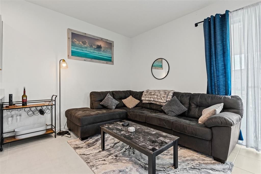 En Renta: $2,000 (3 camas, 2 baños, 1373 Pies cuadrados)