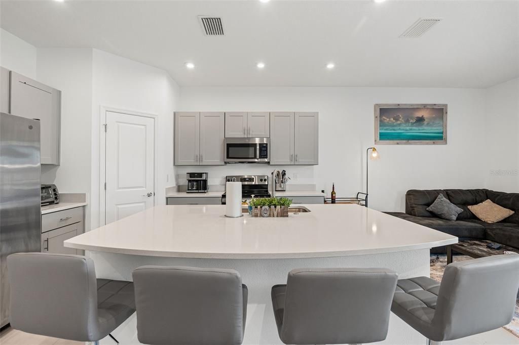 En Renta: $2,000 (3 camas, 2 baños, 1373 Pies cuadrados)