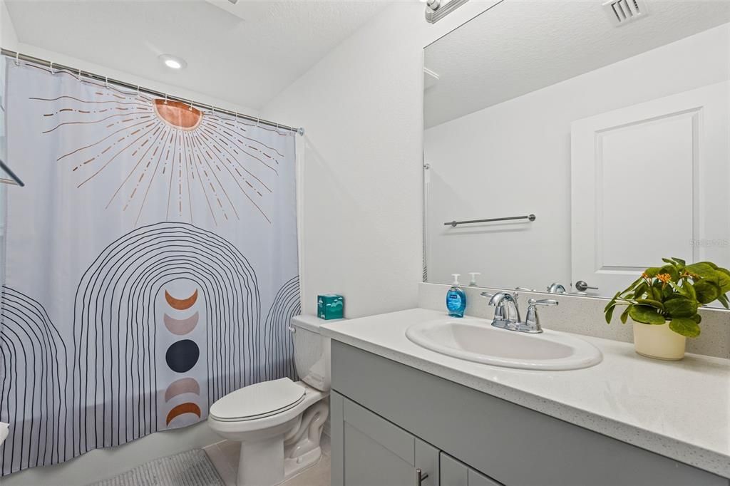 En Renta: $2,000 (3 camas, 2 baños, 1373 Pies cuadrados)