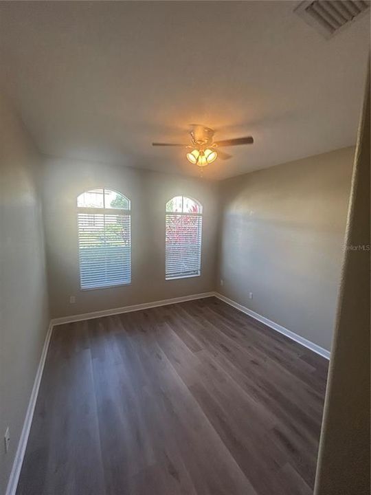 For Sale: $539,900 (4 beds, 3 baths, 2376 Square Feet)