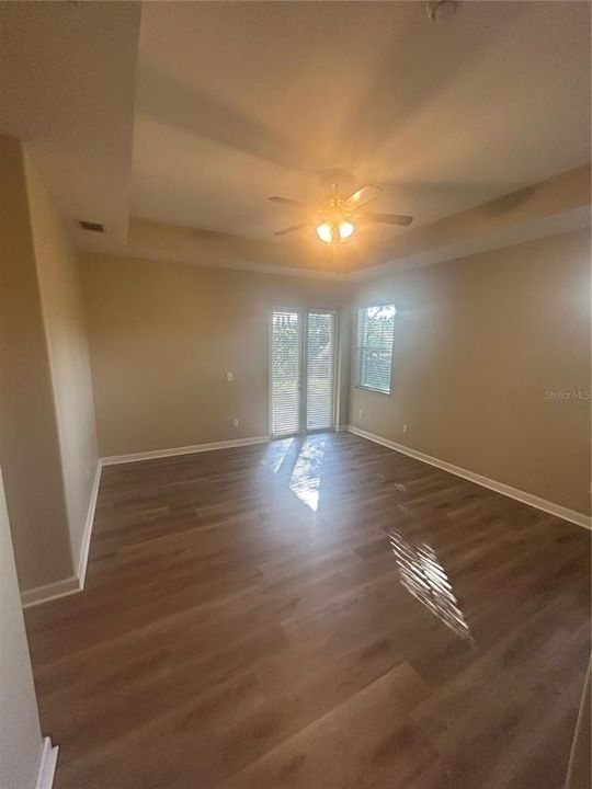 For Sale: $539,900 (4 beds, 3 baths, 2376 Square Feet)