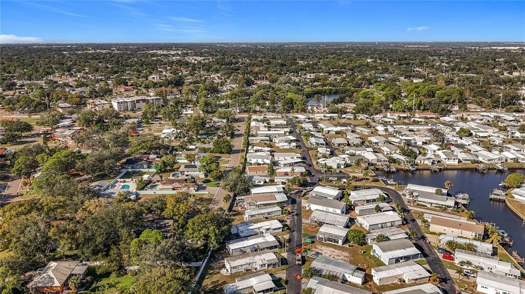 For Sale: $122,500 (2 beds, 1 baths, 797 Square Feet)