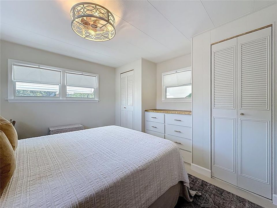 For Sale: $122,500 (2 beds, 1 baths, 797 Square Feet)