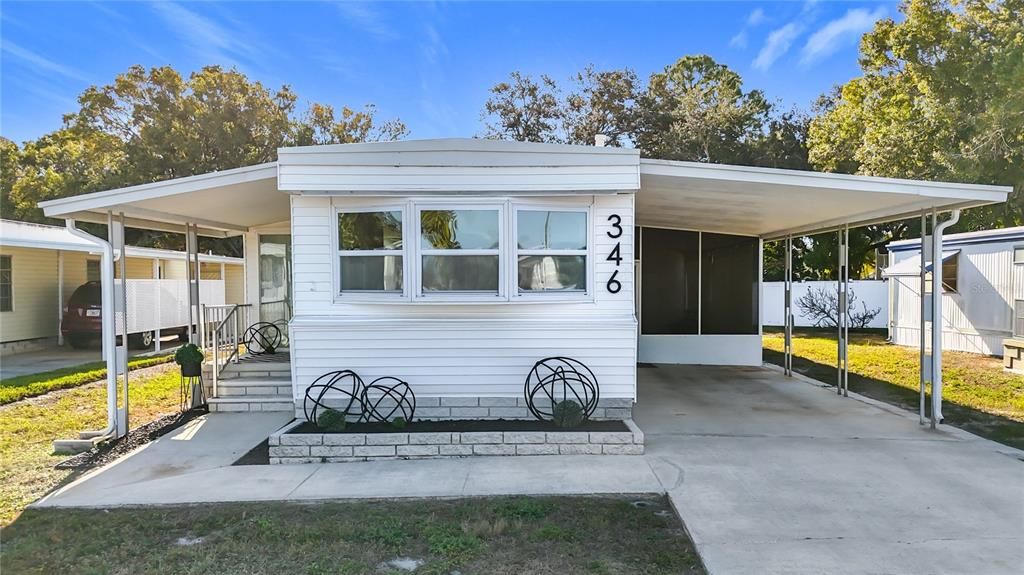 For Sale: $122,500 (2 beds, 1 baths, 797 Square Feet)