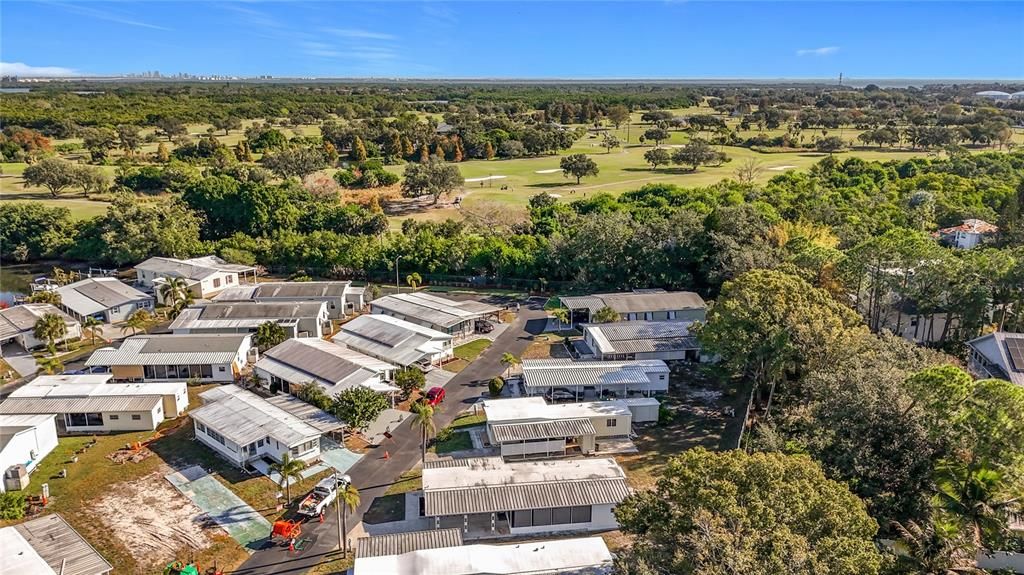 For Sale: $122,500 (2 beds, 1 baths, 797 Square Feet)