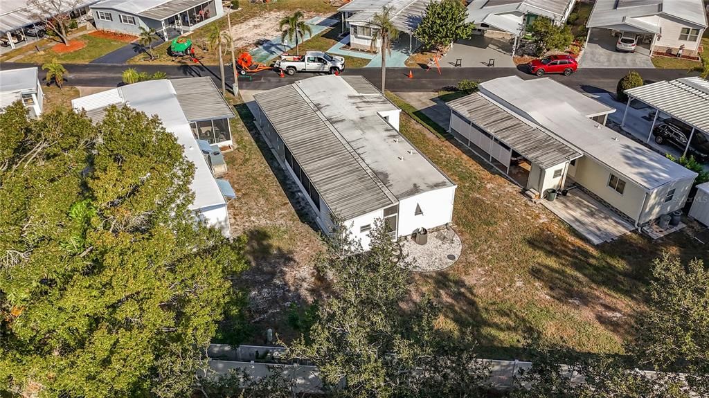 For Sale: $122,500 (2 beds, 1 baths, 797 Square Feet)