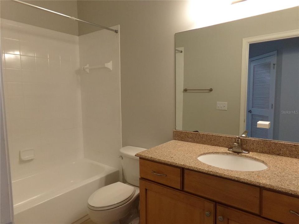 For Rent: $2,000 (2 beds, 2 baths, 1068 Square Feet)