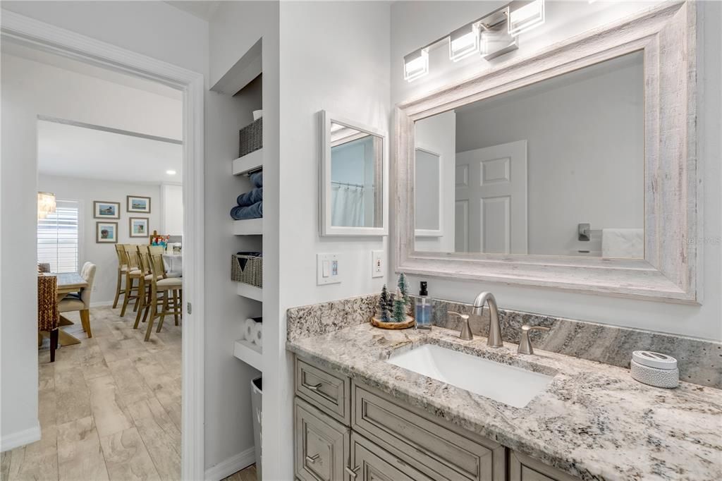 En Venta: $1,250,000 (3 camas, 2 baños, 1600 Pies cuadrados)