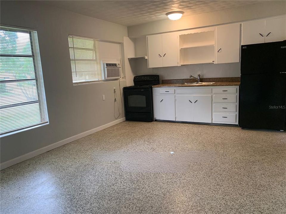 For Rent: $1,350 (1 beds, 1 baths, 512.5 Square Feet)
