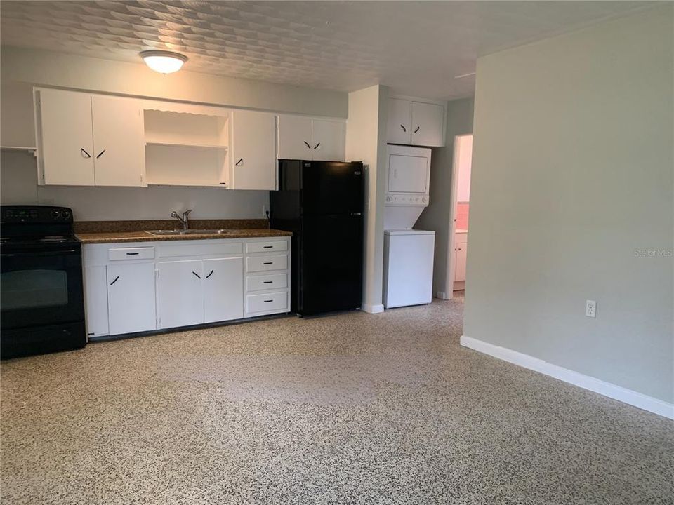 For Rent: $1,350 (1 beds, 1 baths, 512.5 Square Feet)