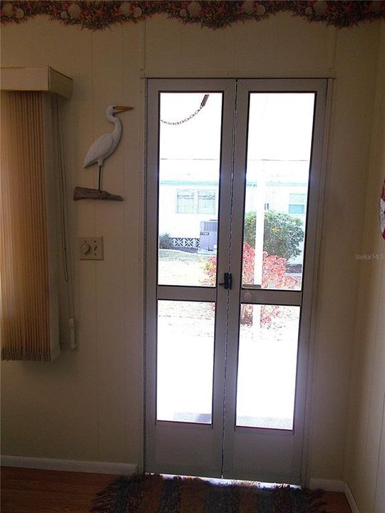 For Sale: $139,500 (2 beds, 2 baths, 1055 Square Feet)