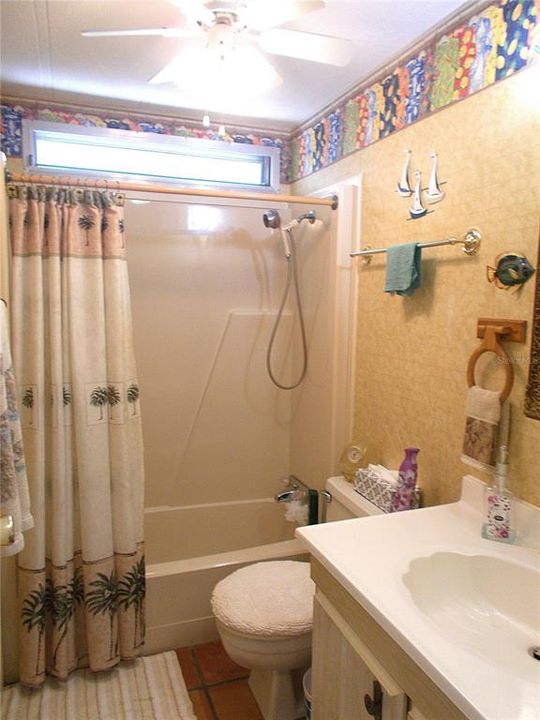 For Sale: $139,500 (2 beds, 2 baths, 1055 Square Feet)