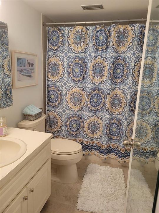 For Rent: $5,000 (2 beds, 2 baths, 1085 Square Feet)