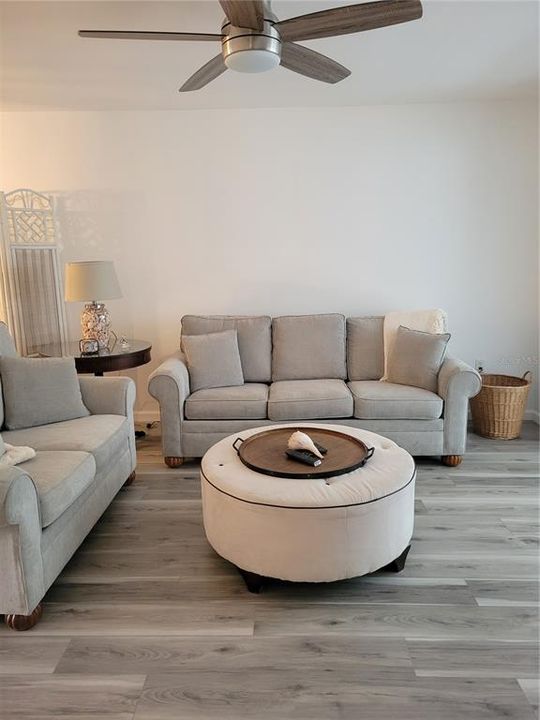 For Rent: $5,000 (2 beds, 2 baths, 1085 Square Feet)