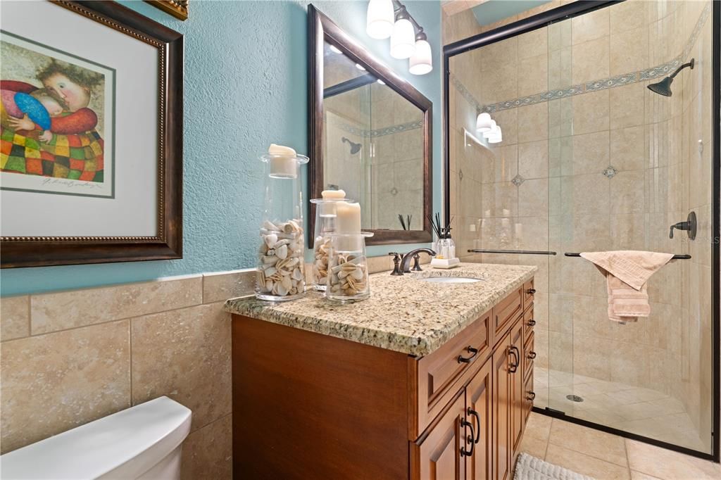 For Sale: $2,290,000 (5 beds, 7 baths, 6287 Square Feet)