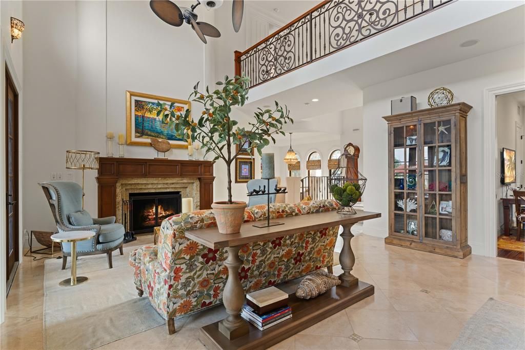 For Sale: $2,290,000 (5 beds, 7 baths, 6287 Square Feet)