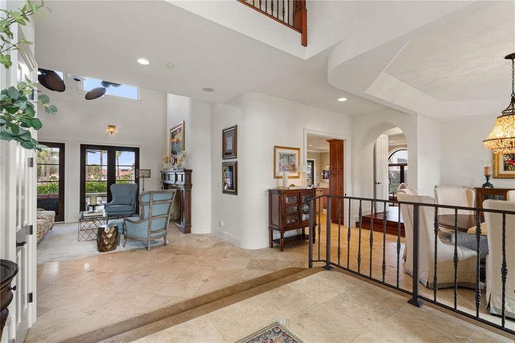 For Sale: $2,290,000 (5 beds, 7 baths, 6287 Square Feet)