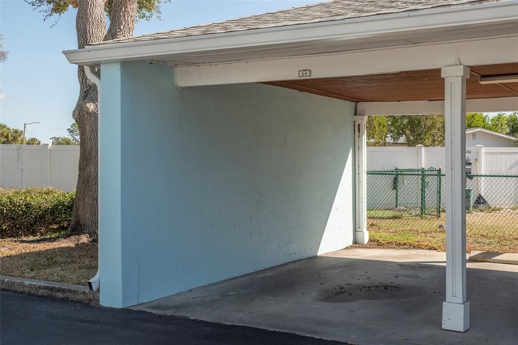 For Sale: $280,000 (2 beds, 2 baths, 1018 Square Feet)