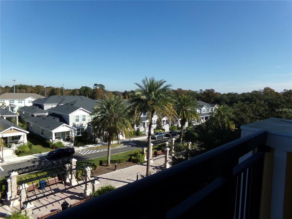 For Rent: $2,000 (2 beds, 2 baths, 1068 Square Feet)