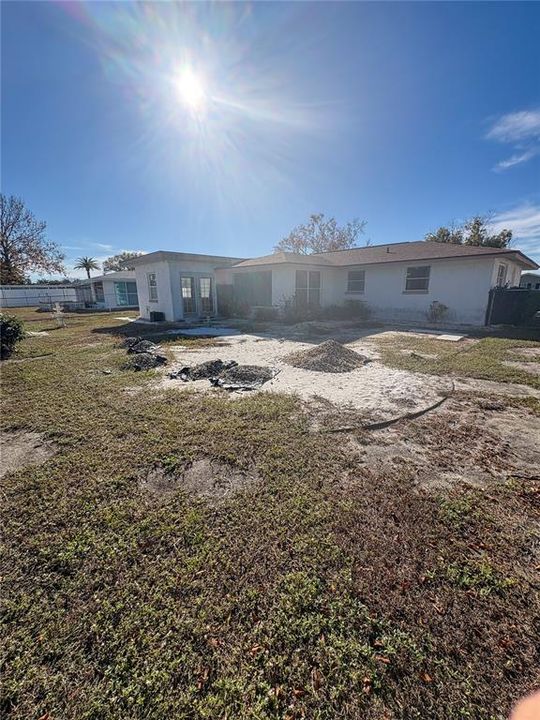 待售: $185,000 (2 贝兹, 2 浴室, 1240 平方英尺)