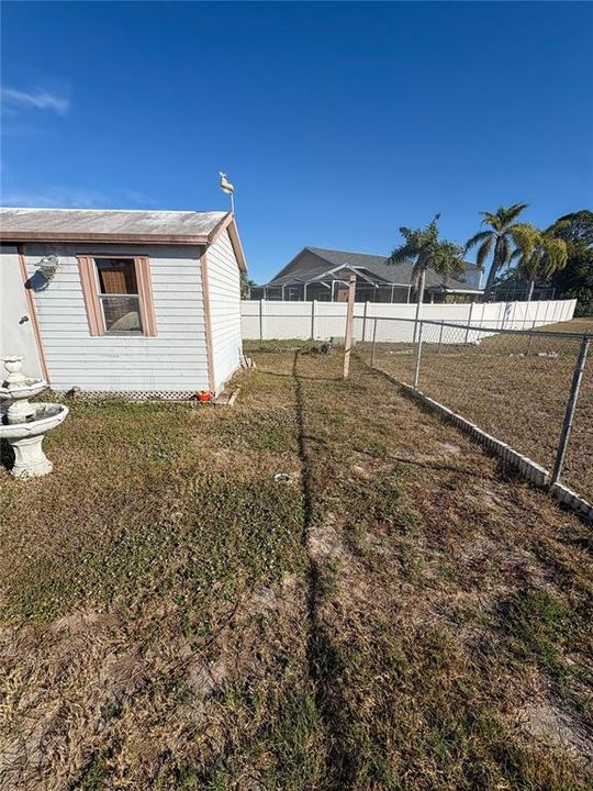 待售: $185,000 (2 贝兹, 2 浴室, 1240 平方英尺)