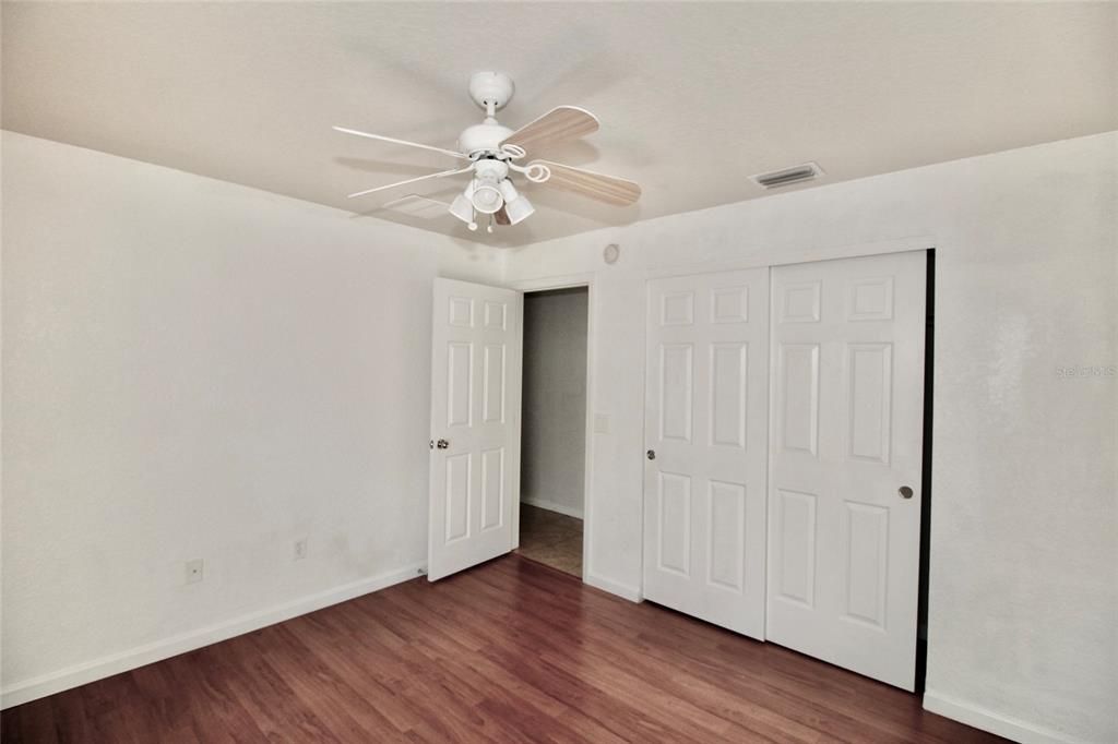 En Renta: $2,100 (4 camas, 2 baños, 2185 Pies cuadrados)