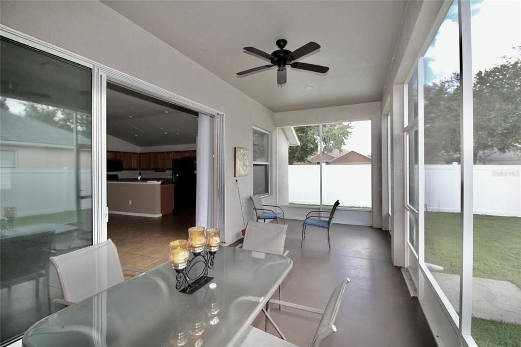 En Renta: $2,100 (4 camas, 2 baños, 2185 Pies cuadrados)