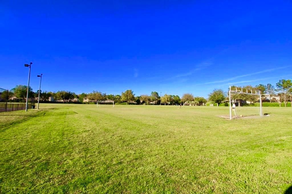 En Renta: $2,100 (4 camas, 2 baños, 2185 Pies cuadrados)