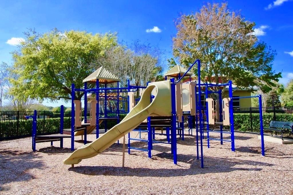 En Renta: $2,100 (4 camas, 2 baños, 2185 Pies cuadrados)