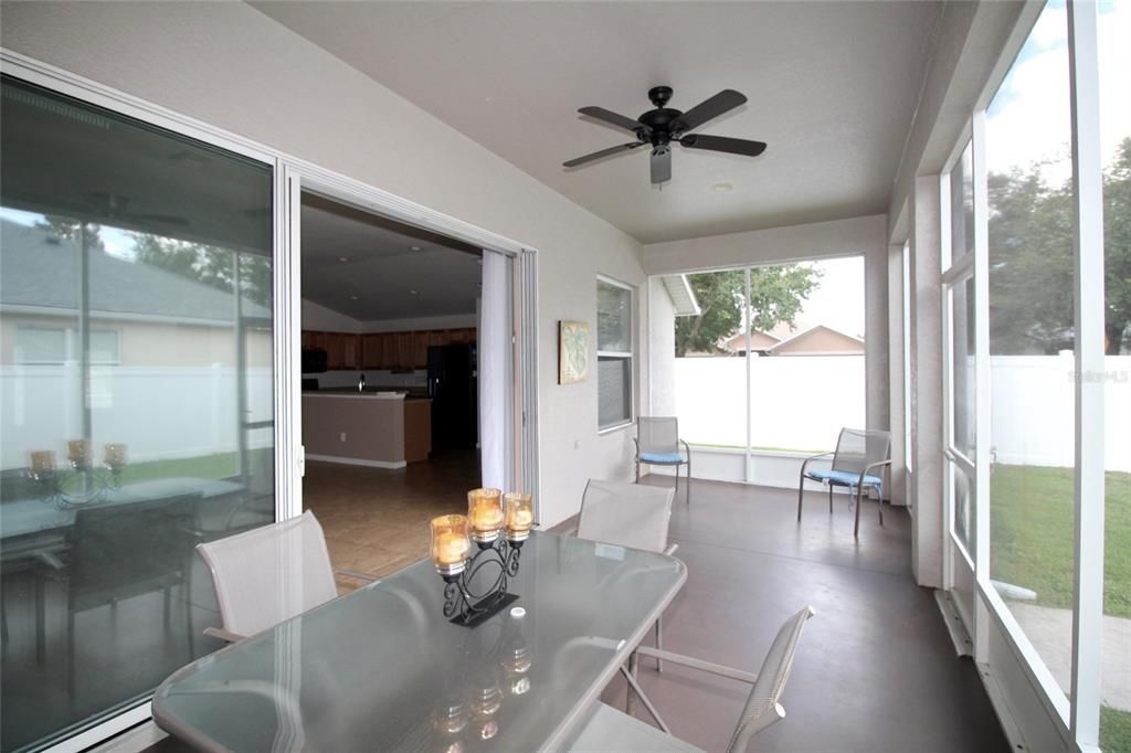 En Renta: $2,100 (4 camas, 2 baños, 2185 Pies cuadrados)