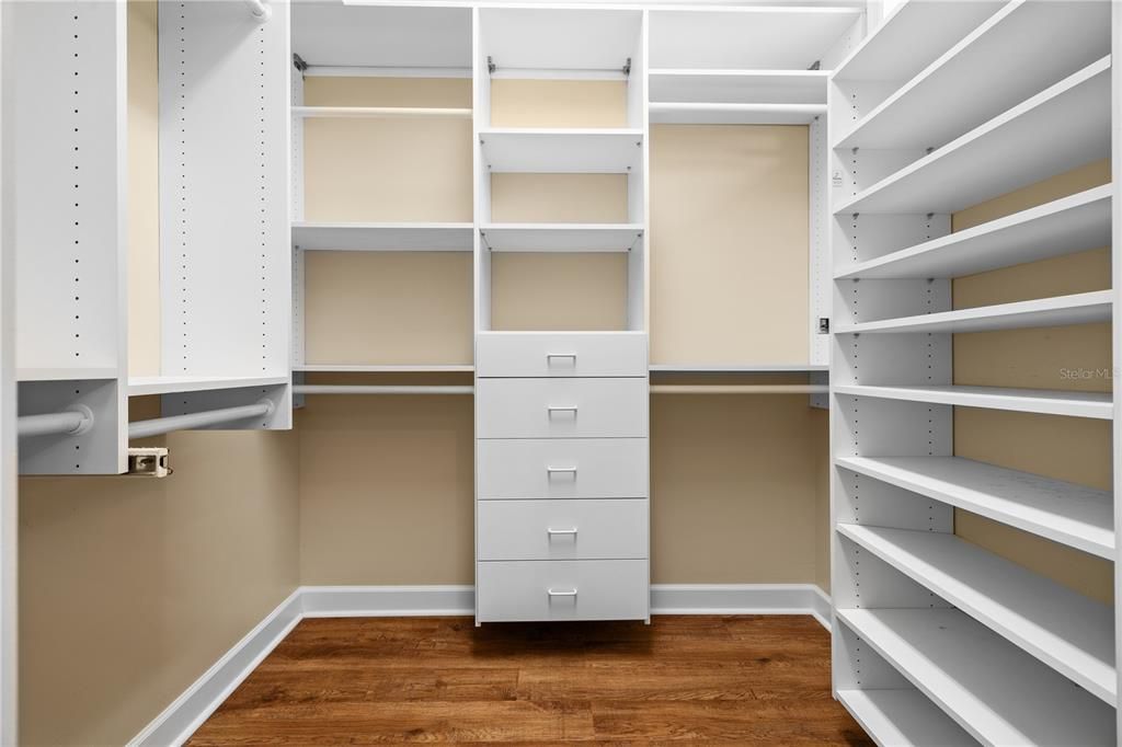 待售: $1,950,000 (4 贝兹, 5 浴室, 4995 平方英尺)