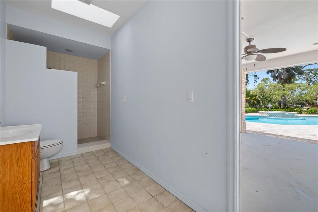 待售: $1,950,000 (4 贝兹, 5 浴室, 4995 平方英尺)