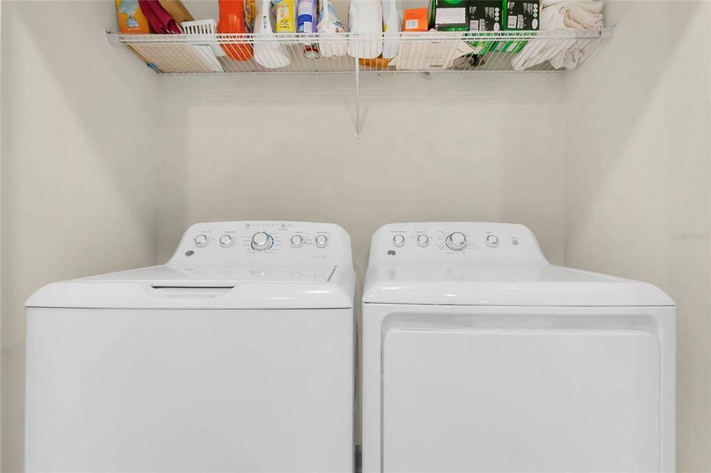 For Sale: $349,000 (3 beds, 2 baths, 1912 Square Feet)