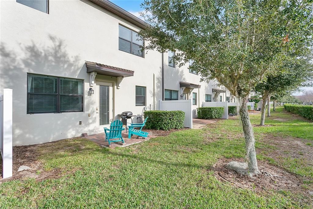 For Sale: $349,000 (3 beds, 2 baths, 1912 Square Feet)