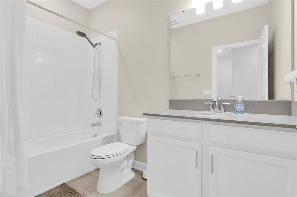 For Sale: $349,000 (3 beds, 2 baths, 1912 Square Feet)