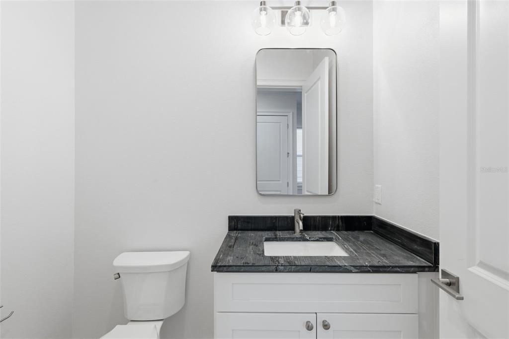 For Sale: $999,000 (3 beds, 2 baths, 2936 Square Feet)