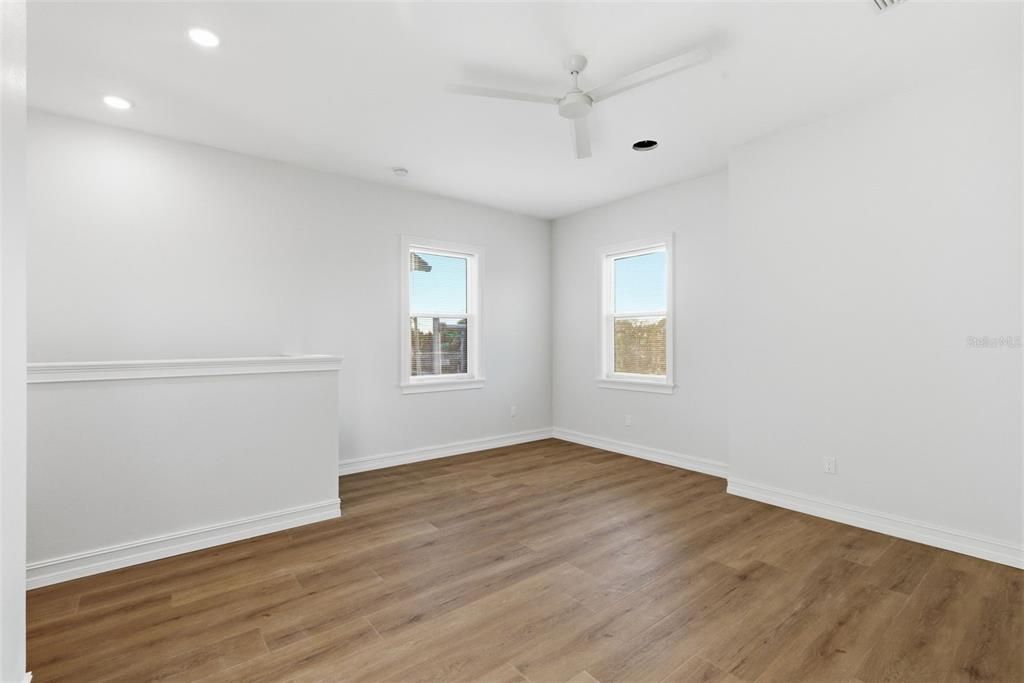 For Sale: $999,000 (3 beds, 2 baths, 2936 Square Feet)