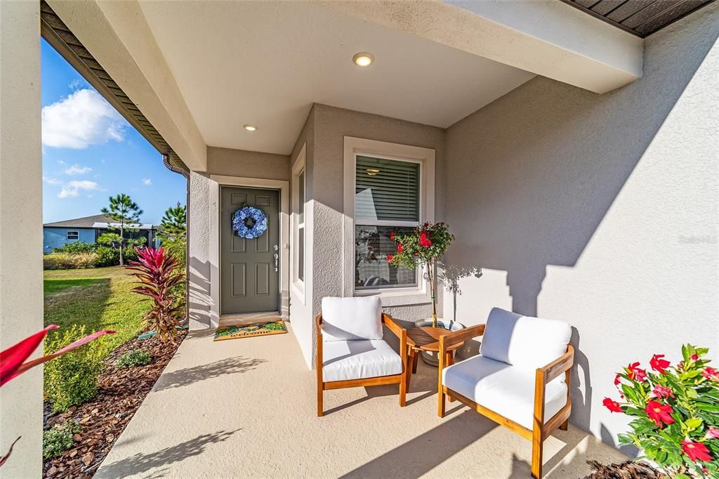 For Sale: $329,000 (2 beds, 2 baths, 1433 Square Feet)