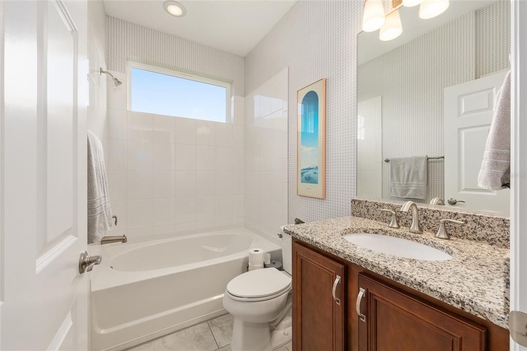 For Sale: $450,000 (2 beds, 2 baths, 1956 Square Feet)