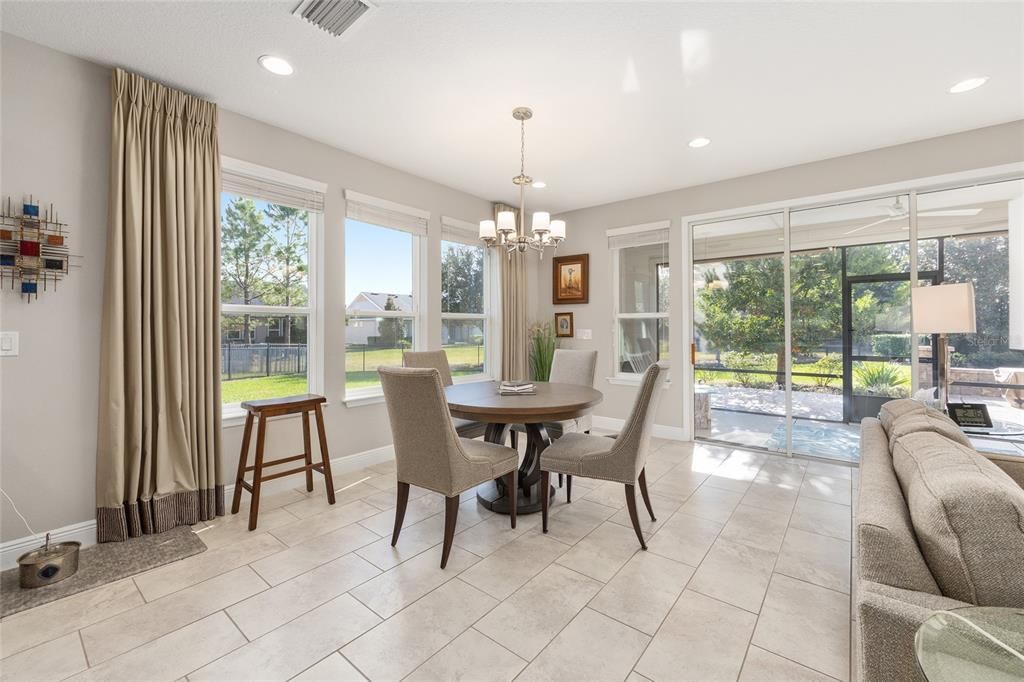 For Sale: $450,000 (2 beds, 2 baths, 1956 Square Feet)