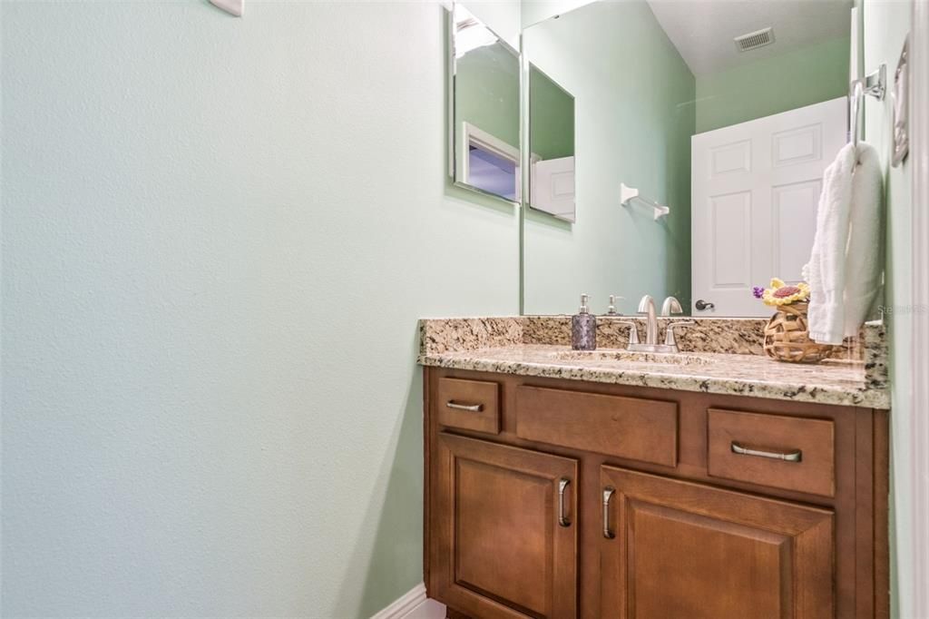 En Venta: $499,900 (3 camas, 2 baños, 2346 Pies cuadrados)