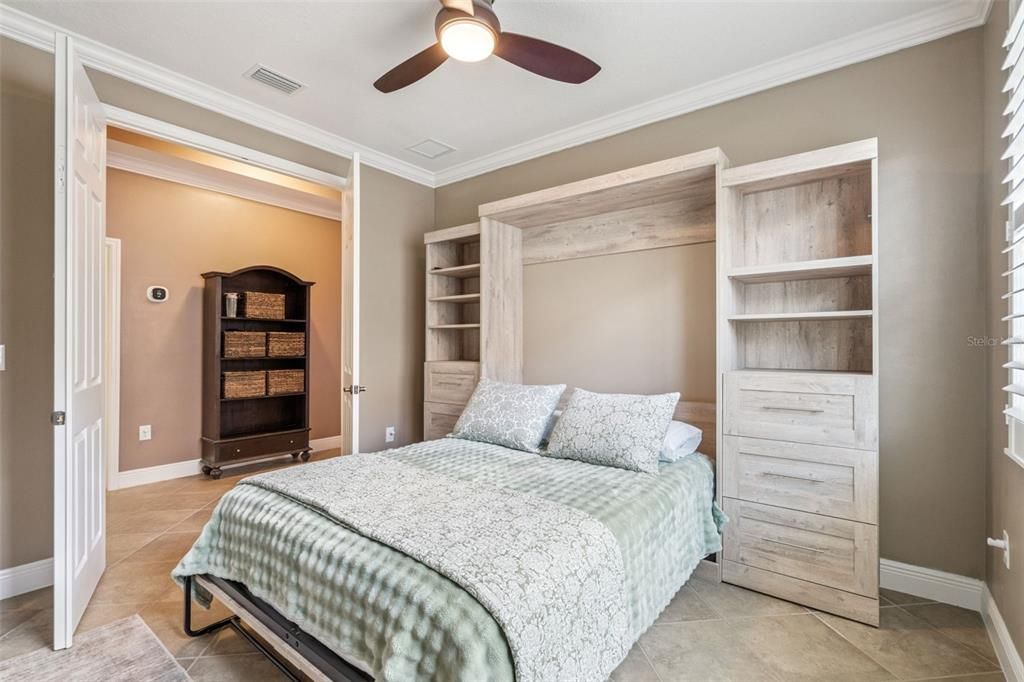 En Venta: $499,900 (3 camas, 2 baños, 2346 Pies cuadrados)