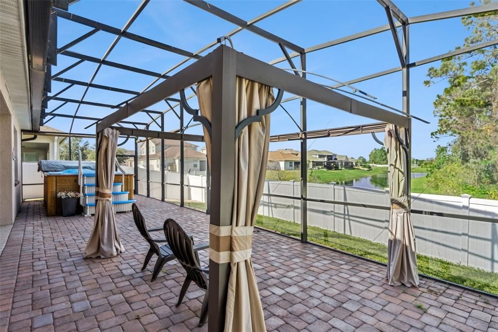 En Venta: $499,900 (3 camas, 2 baños, 2346 Pies cuadrados)