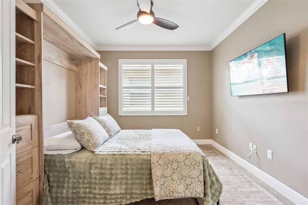 En Venta: $499,900 (3 camas, 2 baños, 2346 Pies cuadrados)