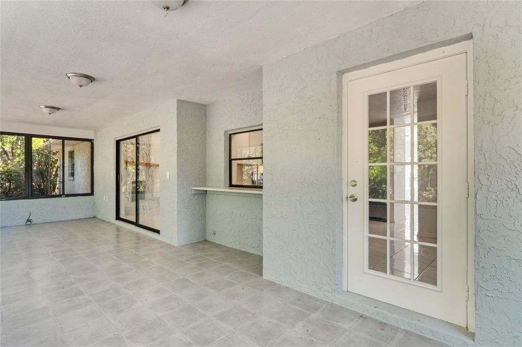 For Sale: $335,000 (3 beds, 2 baths, 1767 Square Feet)