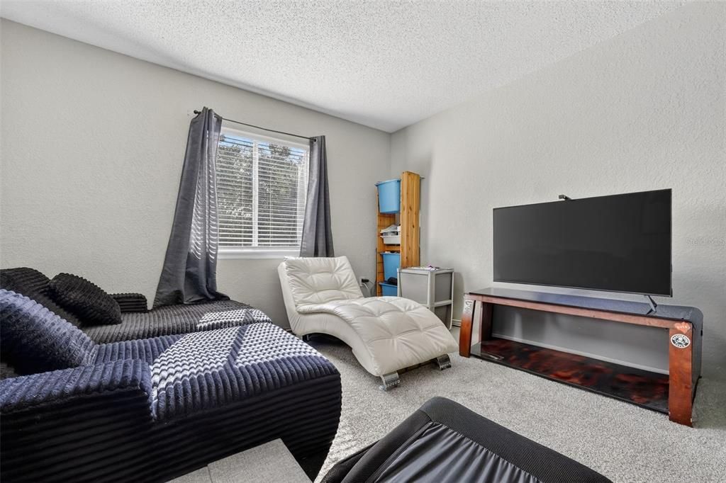 待售: $199,900 (3 贝兹, 2 浴室, 1426 平方英尺)