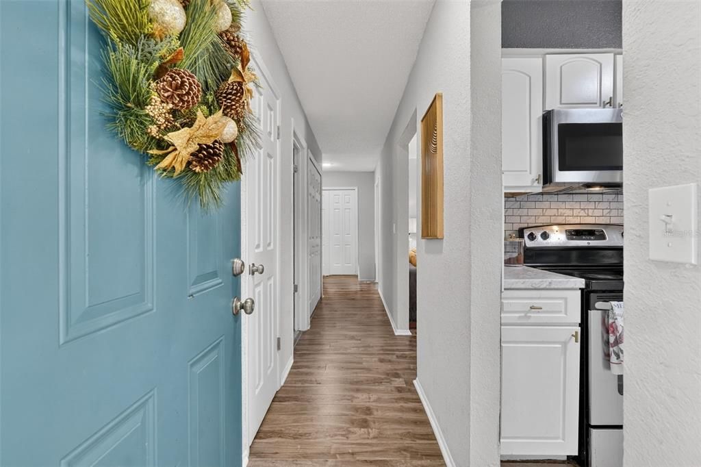 待售: $199,900 (3 贝兹, 2 浴室, 1426 平方英尺)