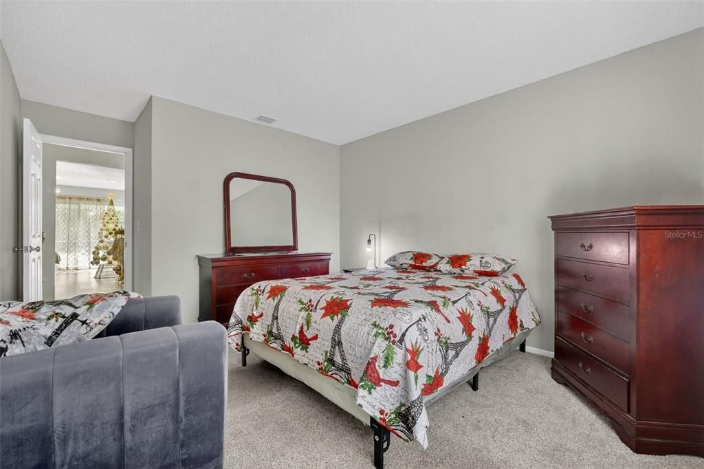 待售: $199,900 (3 贝兹, 2 浴室, 1426 平方英尺)