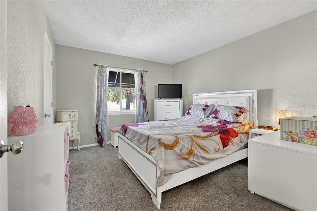 待售: $199,900 (3 贝兹, 2 浴室, 1426 平方英尺)