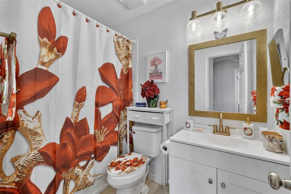 待售: $199,900 (3 贝兹, 2 浴室, 1426 平方英尺)